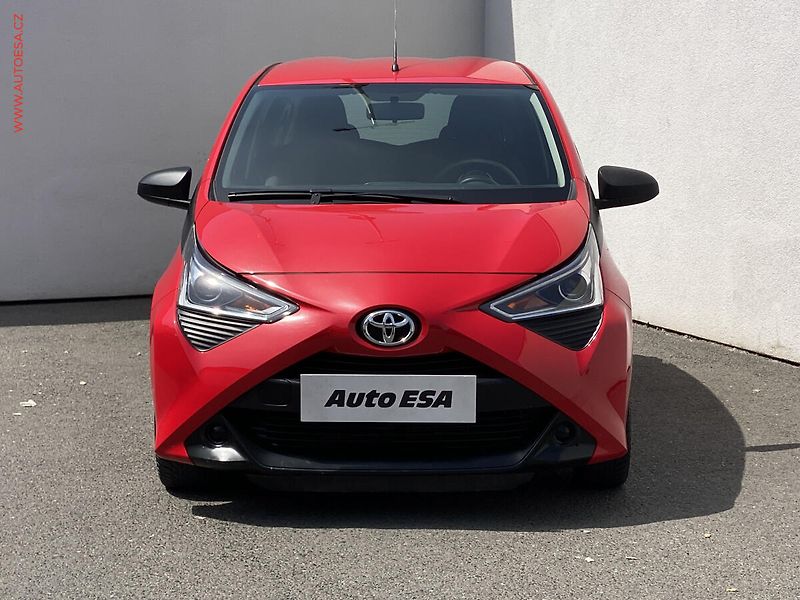 Toyota Aygo (2021) 1.0 VVT-i, 1.maj,ČR, AC, - fotka 2 z 13