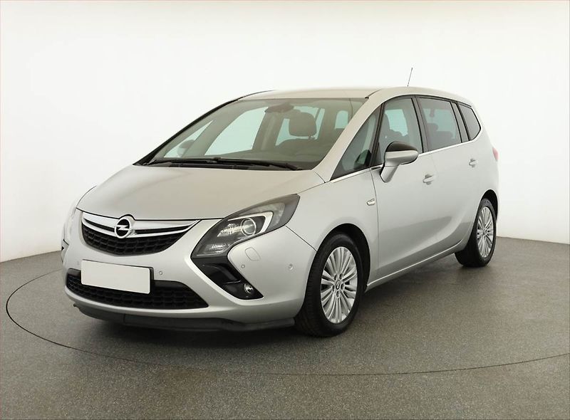 Opel Zafira (2016) 2.0 CDTI, Automat, 7 míst - fotka 2 z 21