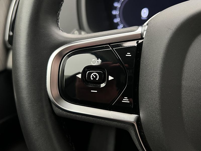 Volvo XC90 B5 AWD BRIGHT PLUS 7 MÍST AUT  - fotka 26 z 51