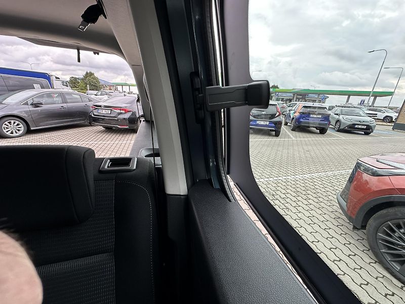 Toyota ProAce City Verso (2026) 1.5D-8A/T - LONG 7S BUSINESS - fotka 17 z 29