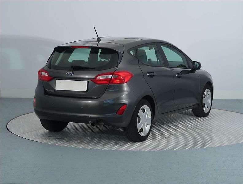 Ford Fiesta (2017) 1.1, Serv.kniha, Park. senzory - fotka 5 z 13