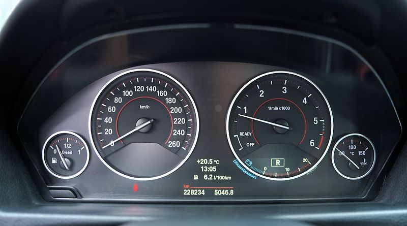 BMW Řada 4 d Coupé Sport Line/185PS/ČR - fotka 29 z 36