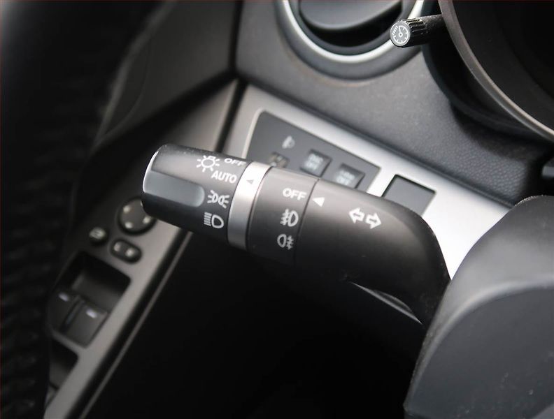Mazda 3 (2009) 2.0, Navi, Tempomat - fotka 17 z 20