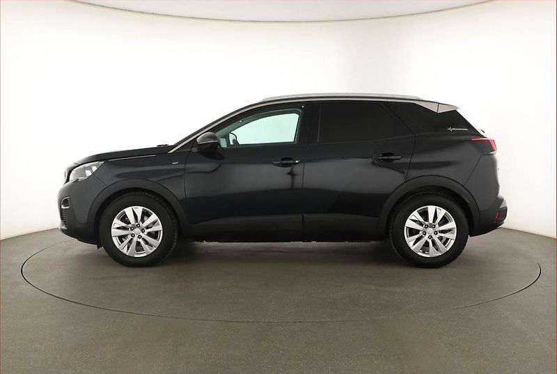 Peugeot 3008 (2019) GT Line 1.5 BlueHDi - fotka 3 z 17
