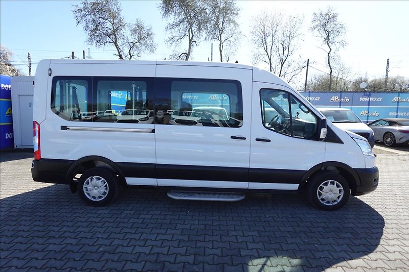 Ford Transit 2,0 TDCi  L3H2 8MÍST BUS KLIMA - fotka 7 z 40