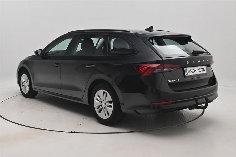 Škoda Octavia 2,0 TDI 110 KW DSG TAŽNÉ Záruk - fotka 7 z 31