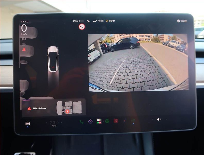 Tesla Model Y (2022) Performance 79kWh, SoH 92% - fotka 18 z 26