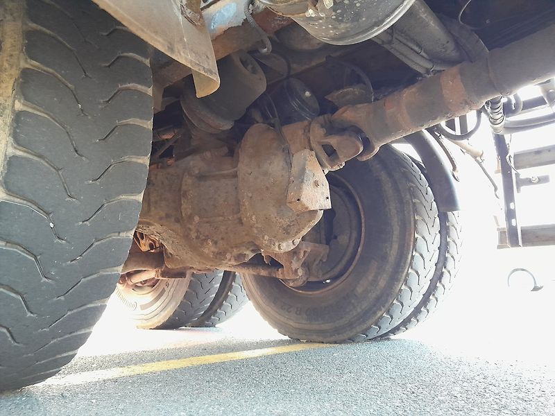 Renault 370.34 PR 6x6 - fotka 9 z 37