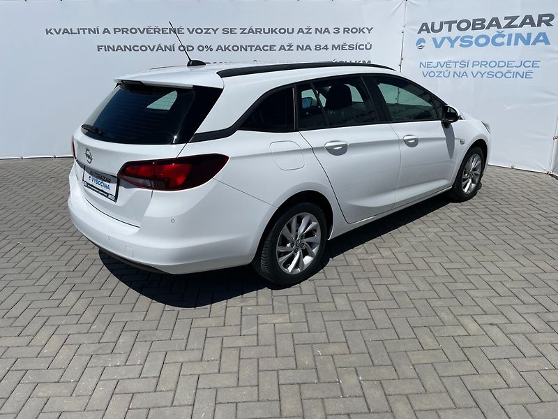 Opel Astra (2020) ST 1.2 turbo 96kW! Navi! - fotka 4 z 35