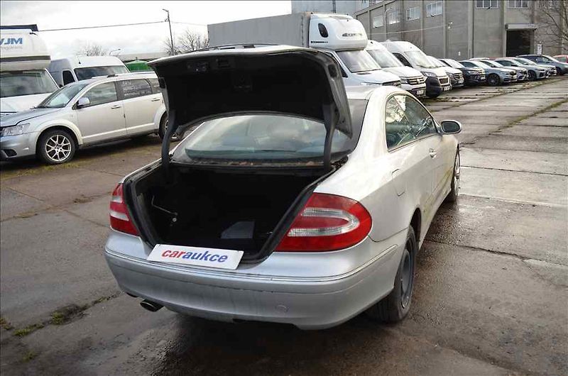 Mercedes-Benz CLK (2005) 200 KOMPRESOR ELEGANCE 120KW - fotka 5 z 24