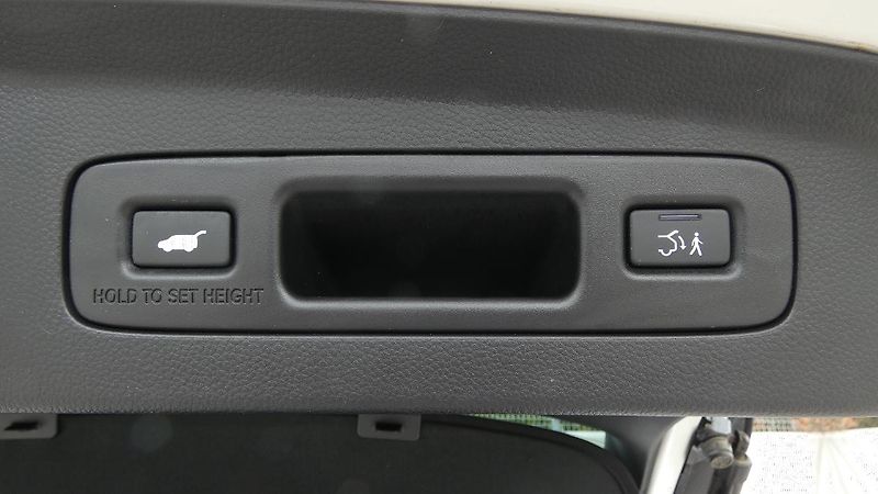 Honda HR-V 1.5 i-MMD Advance e-CVT - fotka 21 z 23