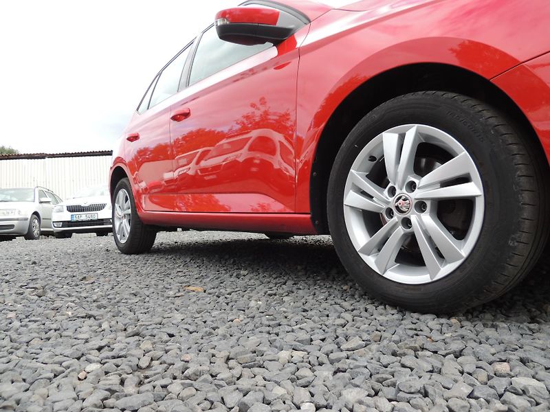 Škoda Fabia (2020) 1.0MPi,44kw,Amb,ČR,1.maj.TZ - fotka 36 z 40
