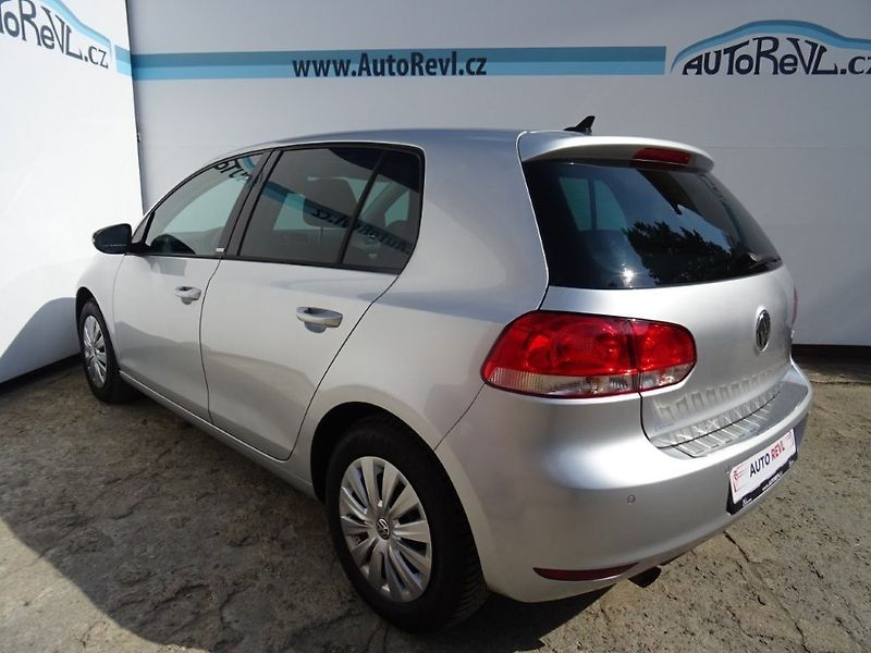 Volkswagen Golf (2012) 1.2TSi,77kW,S.kn,navi,aut.klim - fotka 3 z 22