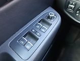 Volkswagen Sharan (2011) Highline 2.0 TDI, Navi - náhled 14