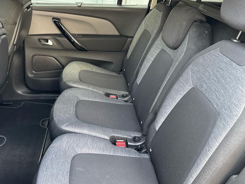 Citroën Grand C4 SpaceTourer (2019) 1.2 PureTech 130 MAN6 - fotka 7 z 40
