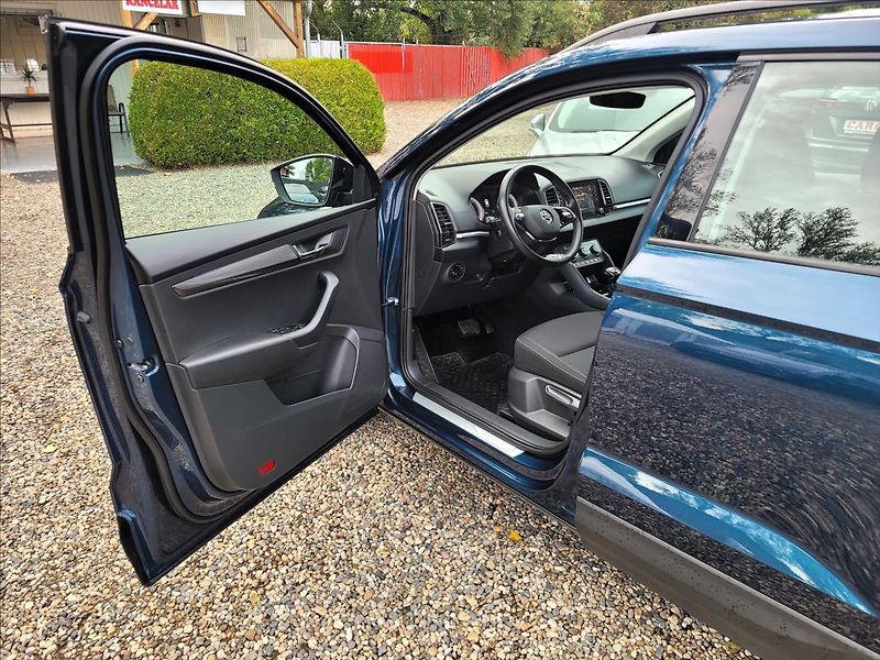 Škoda Karoq 1,5 TSI,DSG,navi,110kw - fotka 7 z 49