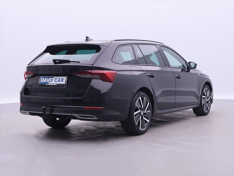 Škoda Octavia 2,0 TDI 110kW DSG Sportline DP - fotka 7 z 40