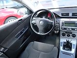 Volkswagen Passat (2006) 2.0 TDI, Eko.zaplacen, po STK - náhled 7