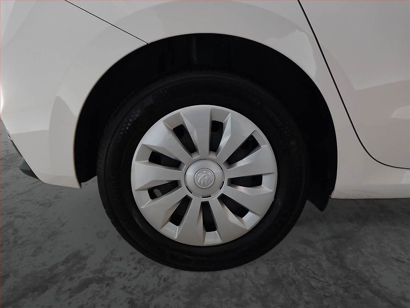 Škoda Fabia (2024) Selection 1.0 TSI, ČR,1.maj - fotka 15 z 16
