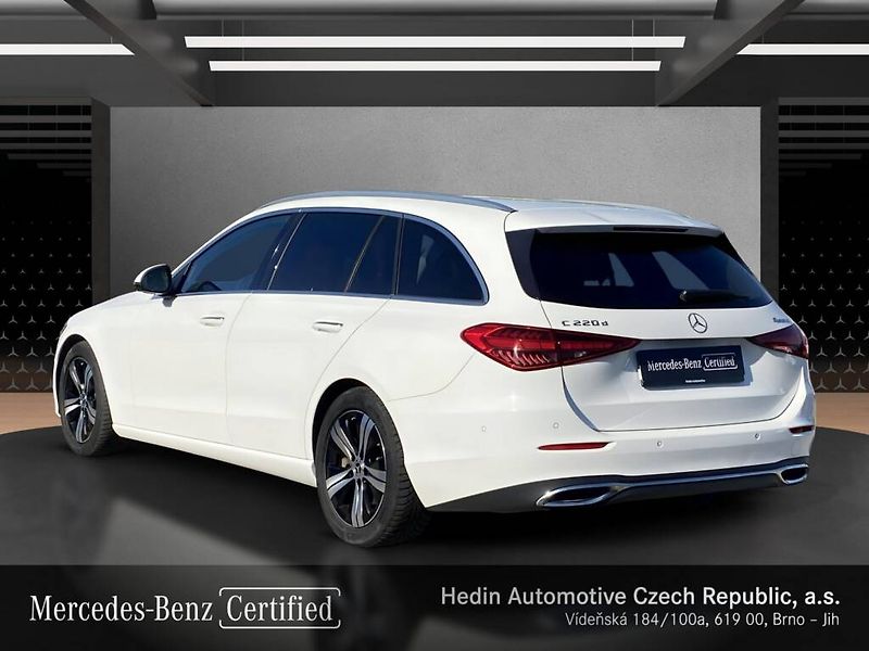Mercedes-Benz Třídy C (2021) C 220 d 4MATIC kombi - fotka 3 z 28