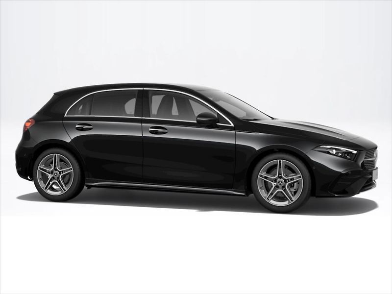 Mercedes-Benz Třídy A (2026) 2,0 A 200 d Edition 140 Years - fotka 3 z 8