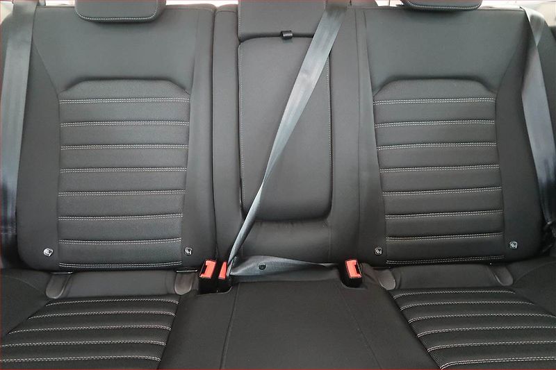 Ford Mondeo (2020) 2.0 EcoBlue, Navi, Tempomat - fotka 10 z 16