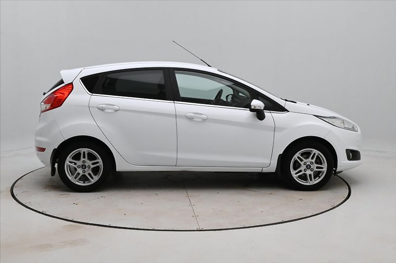 Ford Fiesta 1,0 EcoBoost 74kW Titanium Ser - fotka 4 z 28