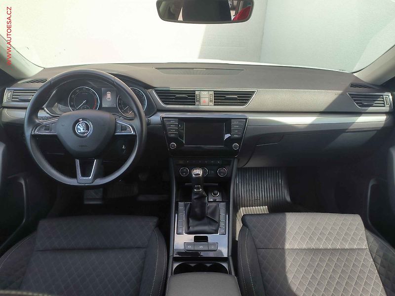 Škoda Superb (2016) 1.8 TSi, Style, bixen, +kola - fotka 8 z 25