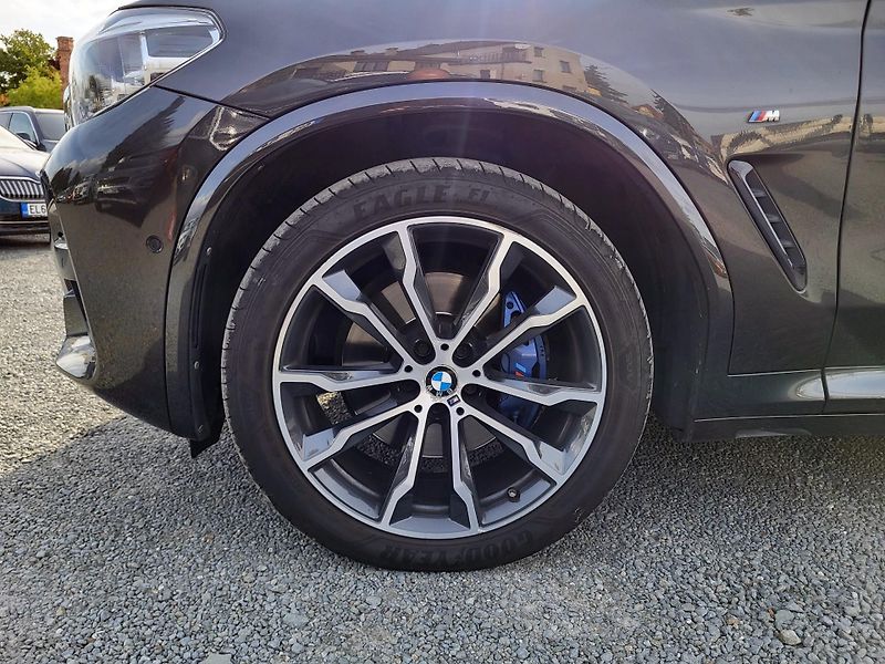 BMW X4 xDrive 30d 195kW M SPORT *ČR - fotka 38 z 48