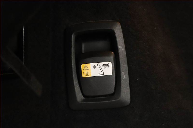 BMW Řada 5 (2012) 530d GT, Automat, Navi, Xenony - fotka 13 z 20
