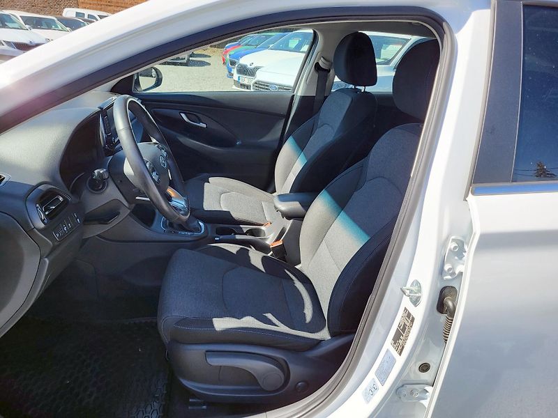 Hyundai i30 1.5 T-GDI 118kW SMART SW *ČR - fotka 7 z 48