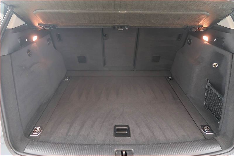 Audi Q5 (2009) 2.0 TDI, 4X4, Serv.kniha - fotka 14 z 15