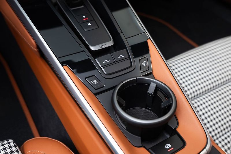 Porsche 911 (992) Targa 4 /Heritage Design - fotka 13 z 22