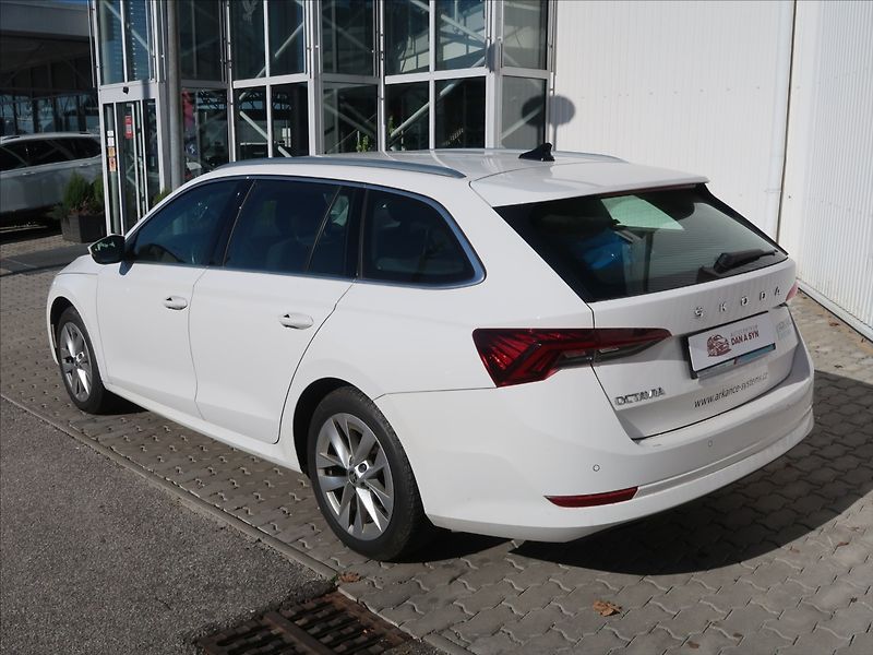 Škoda Octavia 2,0 TDI DSG STYLE 1.majitel CZ - fotka 4 z 10