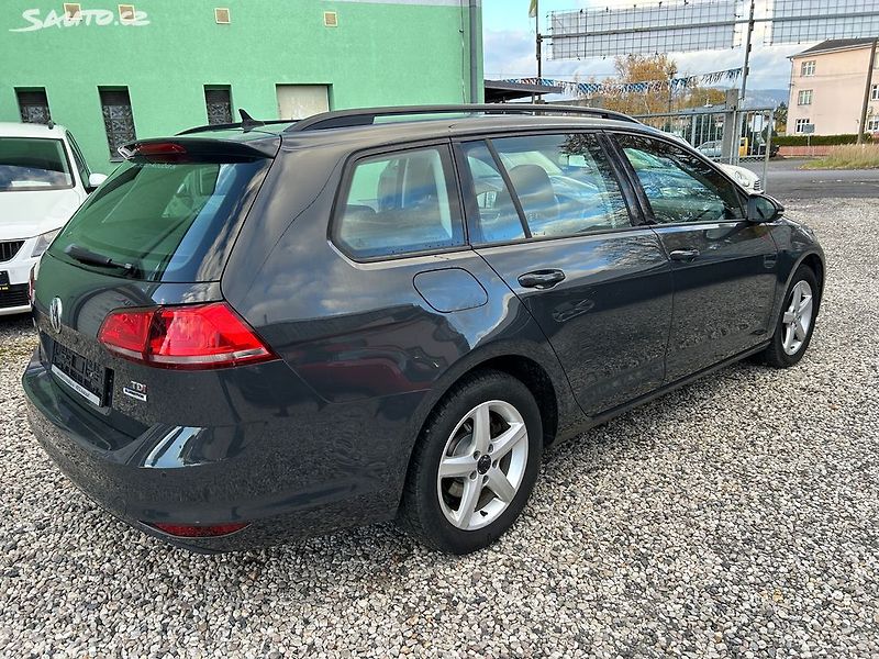 Volkswagen Golf (2015) 1.6 TDi 81KW servisni kniha - fotka 6 z 44