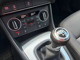 Audi Q3 1.4 TFSi, Serviska, TOP - náhled 17