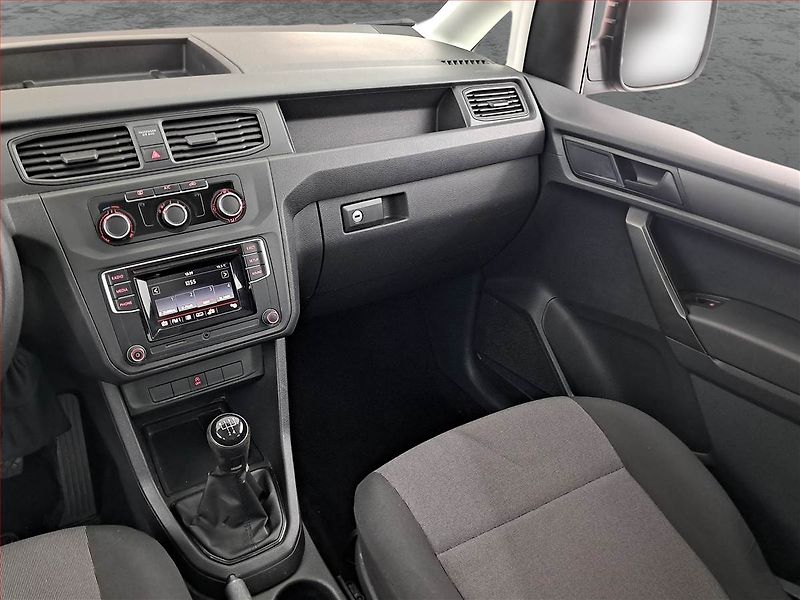 Volkswagen Caddy (2018) 2.0 TDI, 5Míst - fotka 8 z 14