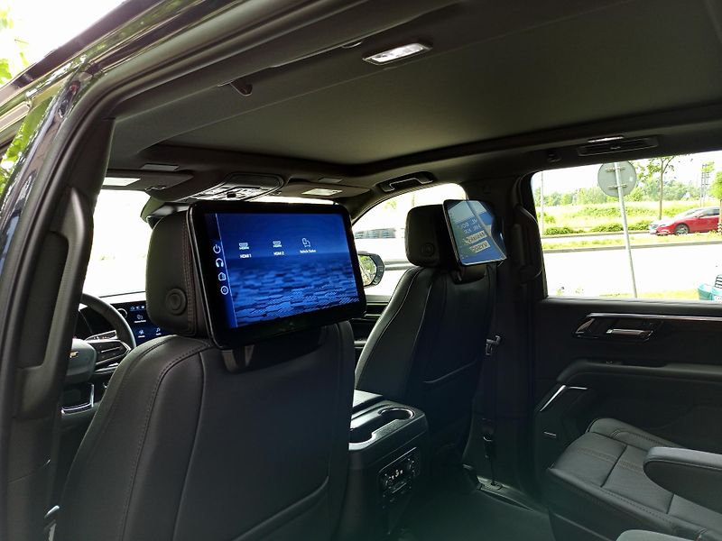 Chevrolet Suburban (2026) High Country 2026,AWD,kola 24