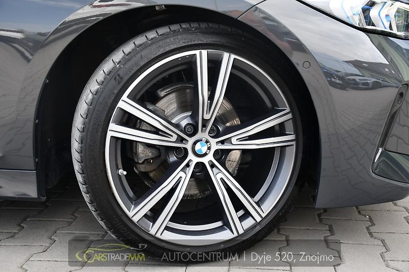 BMW Řada 3 320d xDrive M-SPORT ČR 1.M - fotka 55 z 62