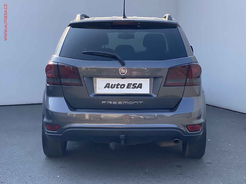 Fiat Freemont (2014) 2.0 MJet AWD, BlackCode, AT - fotka 5 z 18