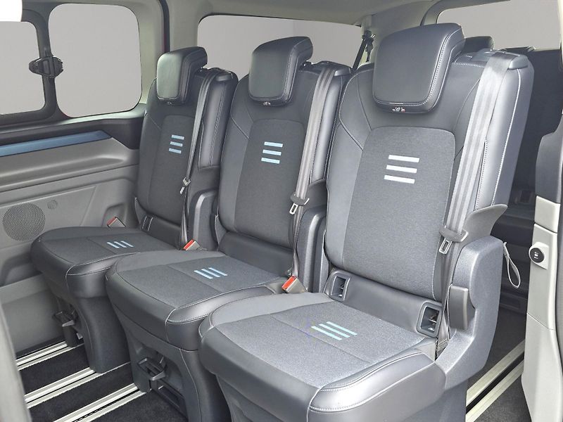 Ford Tourneo Custom (2024) Active 2.0 EcoBlue 4x4 A/T, ne - fotka 26 z 29