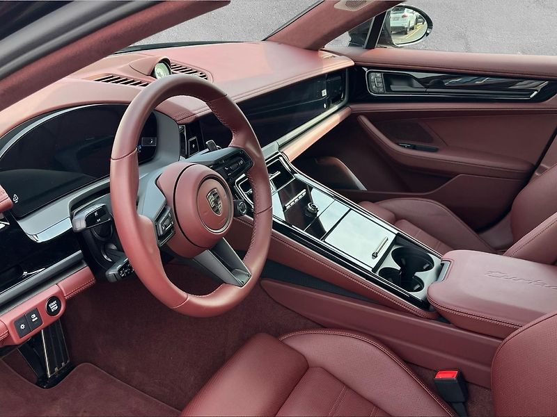 Porsche Panamera Turbo E-Hybrid - fotka 15 z 30