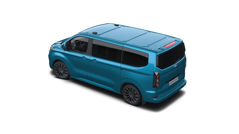 Ford Tourneo Custom (2026) Titanium X L1, Tourneo, 2.0 Ec - fotka 6 z 9