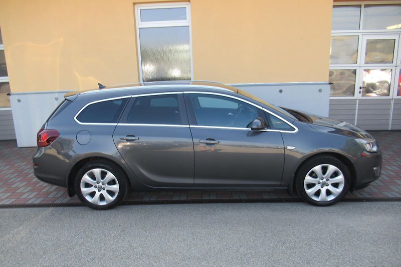 Opel Astra 1.4i AUT. KLIMA NAVIGACE - fotka 3 z 25