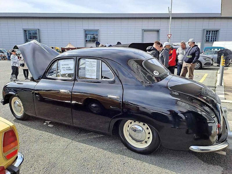 Unikátní historické vozy i náhradní díly. Na brněnském výstavišti se v sobotu konala VeteránTechna.