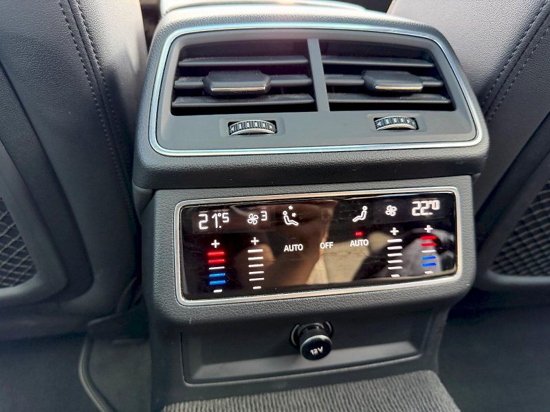 Audi S6 (2021) Avant 3.0 TDI 253kW Quattro - fotka 27 z 35