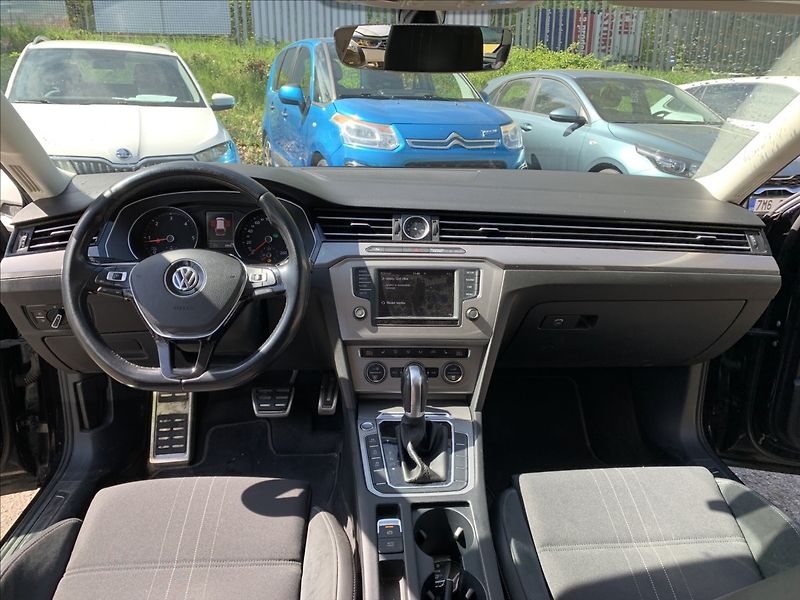 Volkswagen Passat 2,0 TDI DSG ALLTRACK,ČR - fotka 9 z 18