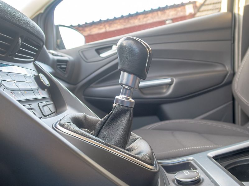 Ford Kuga (2019) 1.5T 110KW – PLNÝ SERVIS! - fotka 26 z 54