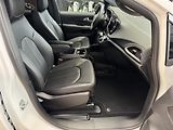 Chrysler Pacifica Grand Caravan SXT - náhled 13