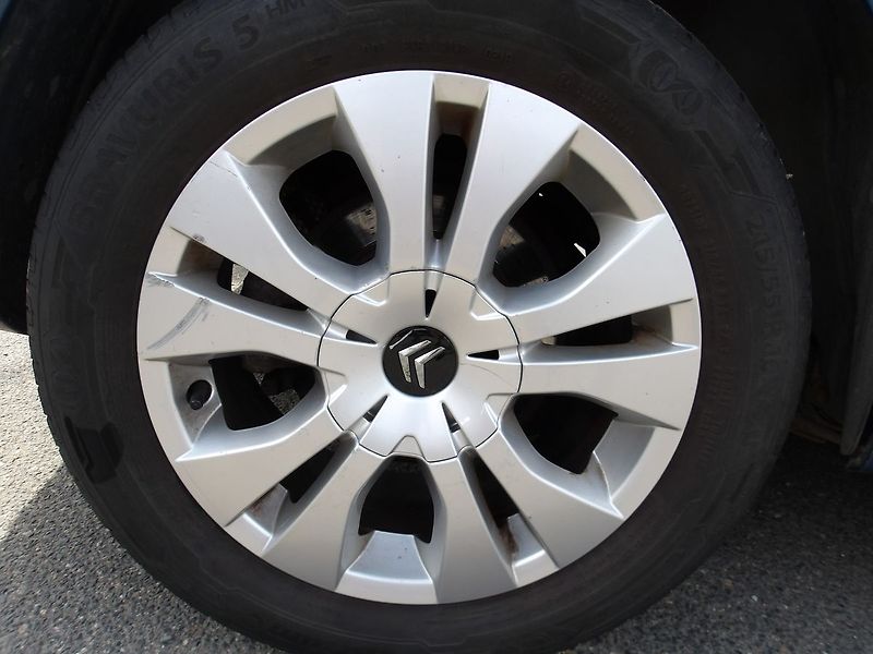 Peugeot Partner Tepee 1,6HDi MULTISPACE(2xšoupačky) - fotka 33 z 33